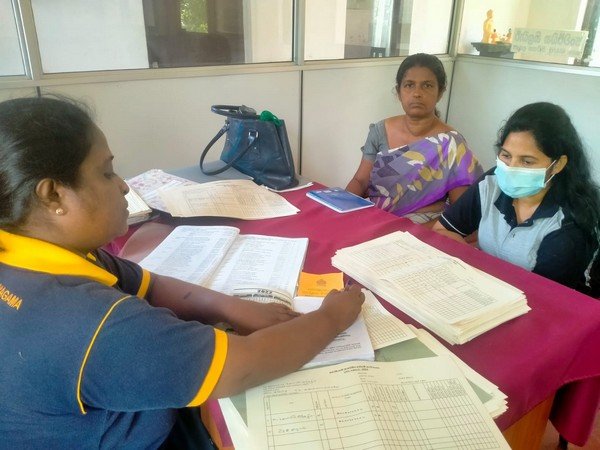An awareness of government officials and clients in Pitipana North and Pitipana South divisions belonging to Homagama Divisional Secretariat. (2023-01-03)
